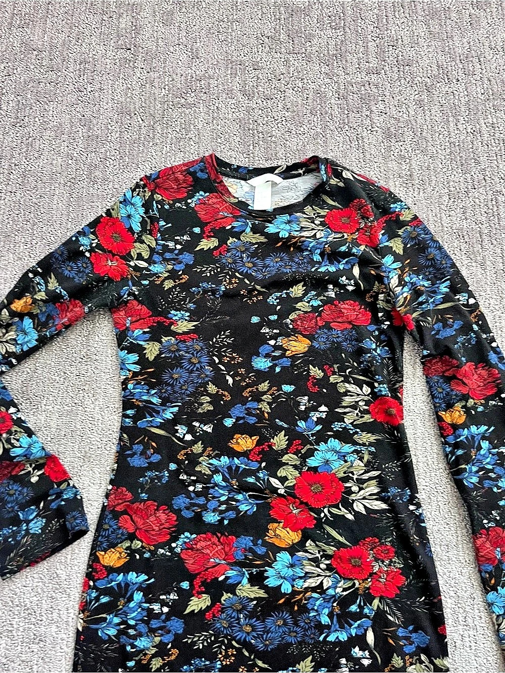 H&M Floral Midi Dress in Black & Red Size Small